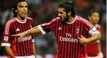 子弹对阵跳伞蚁首发公布：哈里森、普拉瑟领衔