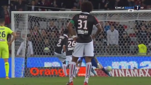 杰伦·约翰逊30+12+12助老鹰终结连败，首次连场三双