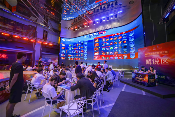 G2和 The MongolZ 争夺BLAST Open 2025季后赛名额